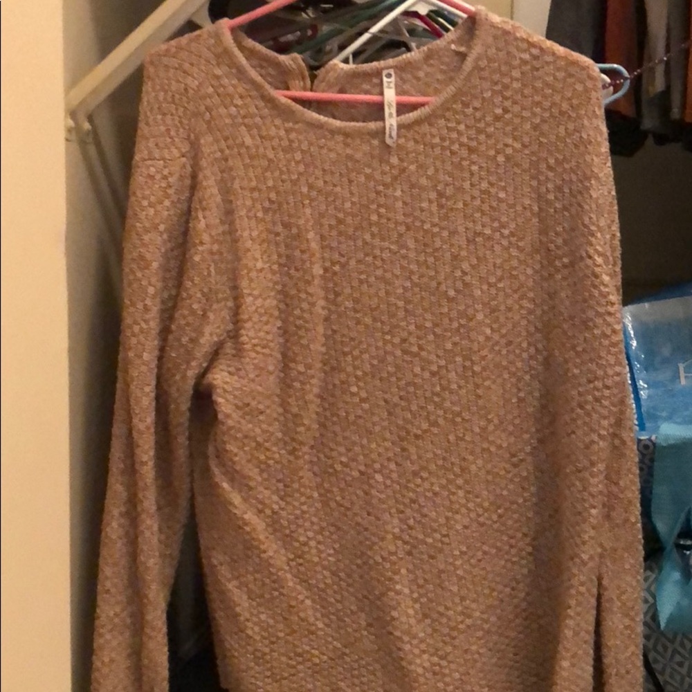 Leo & Nicole sweater